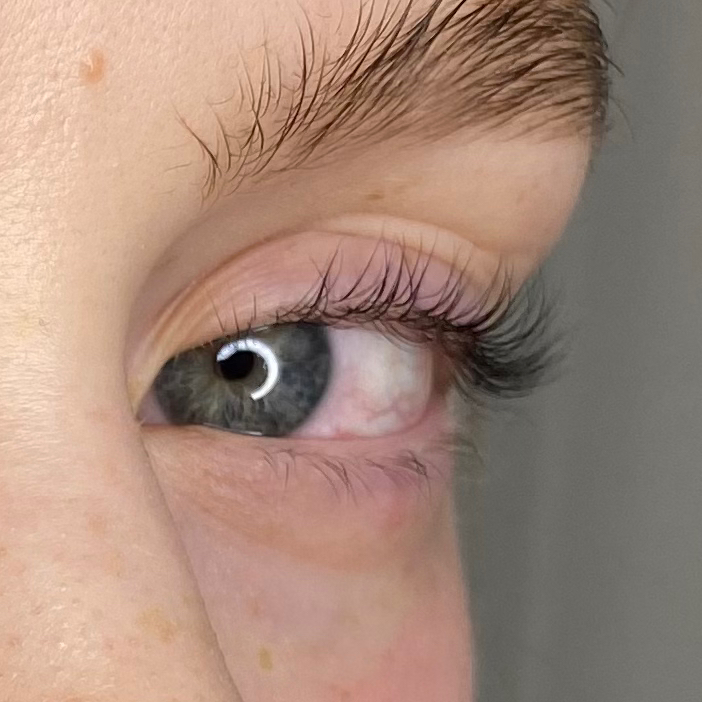 Окрашивание ресниц краской