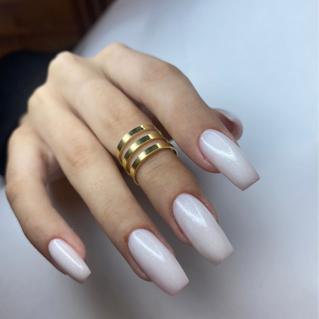 Коррекция нарощенных ногтей