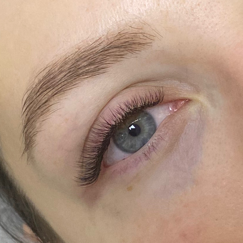 Наращивание ресниц 2D