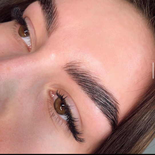 коррекция +окрашивание бровей