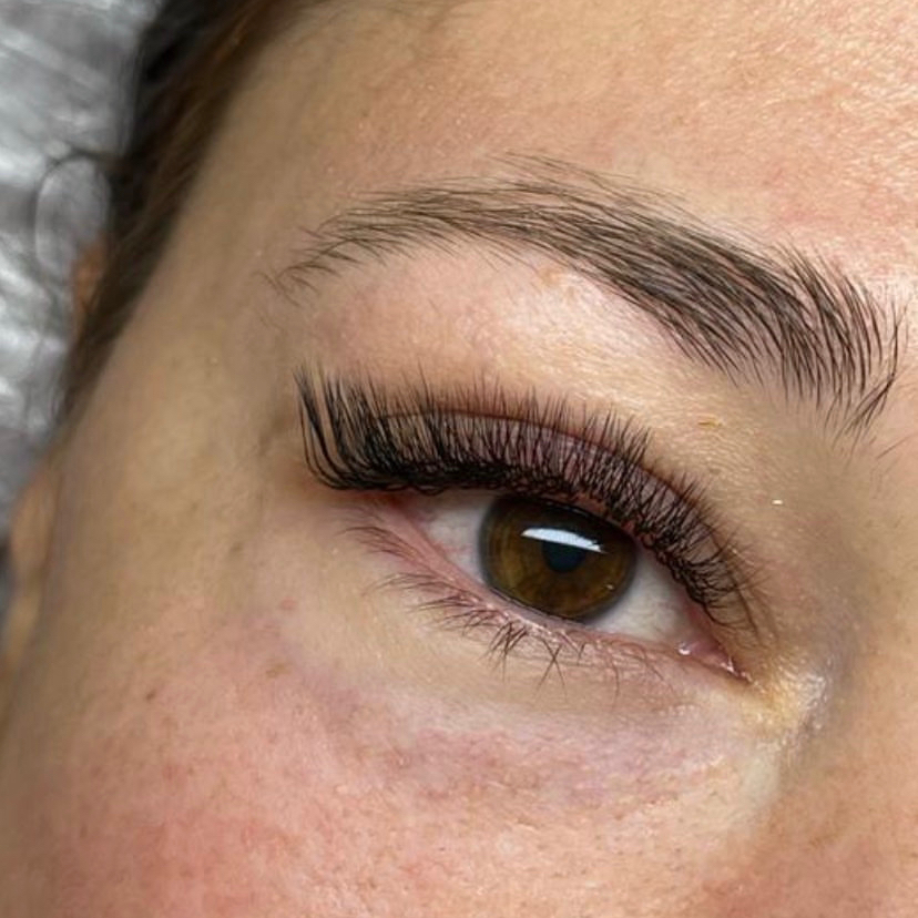 Наращивание ресниц 2 D