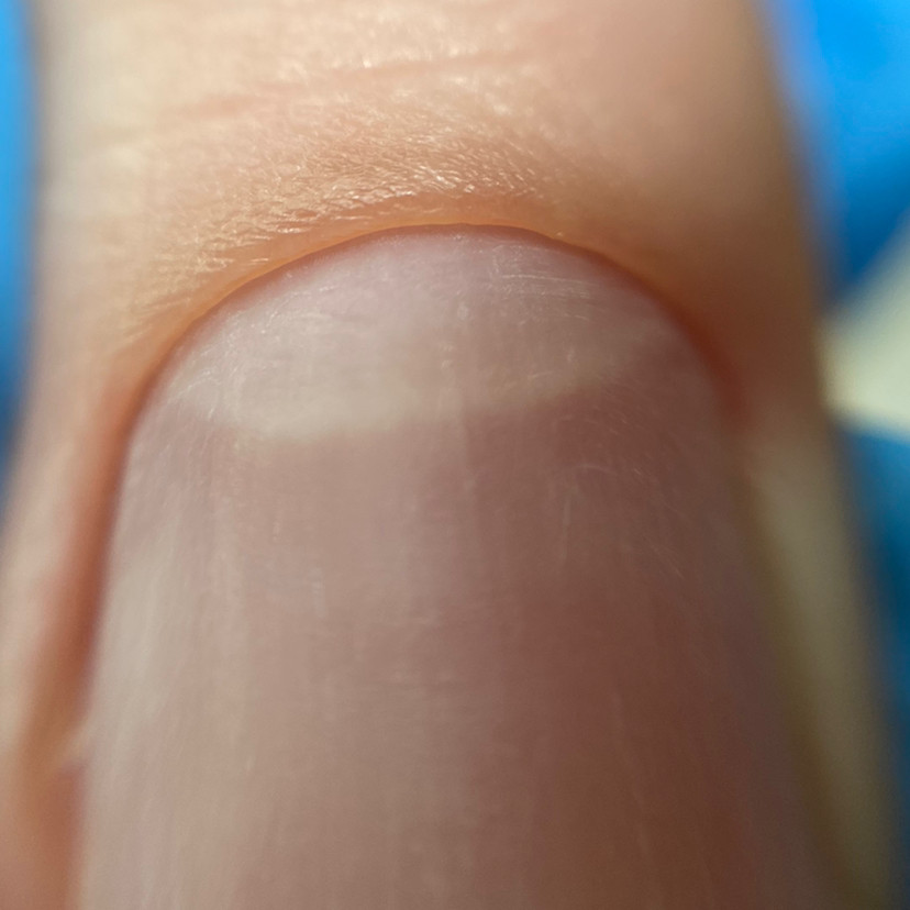 Маникюр без покрытия