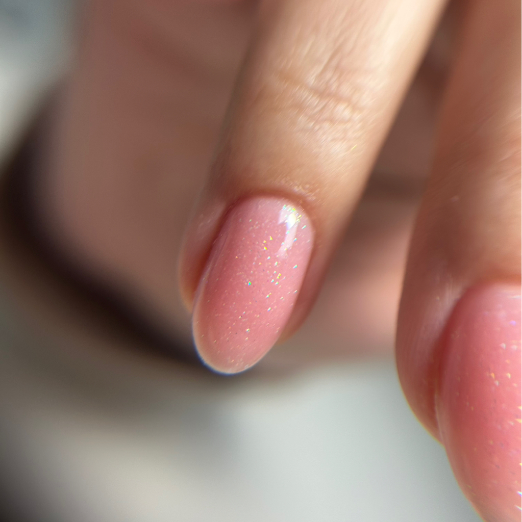 Маникюр с покрытием гель-лак