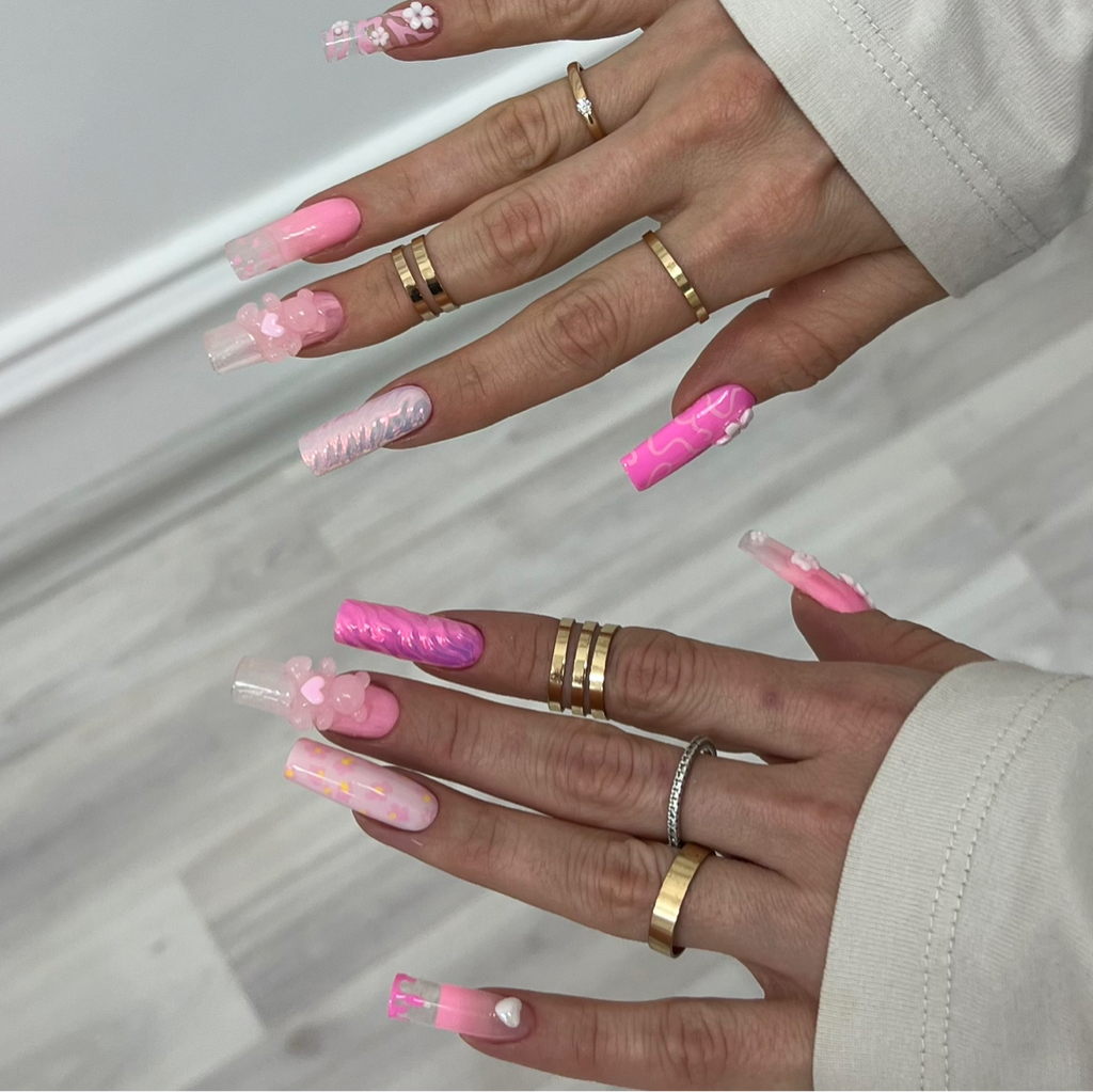 Наращивание ногтей