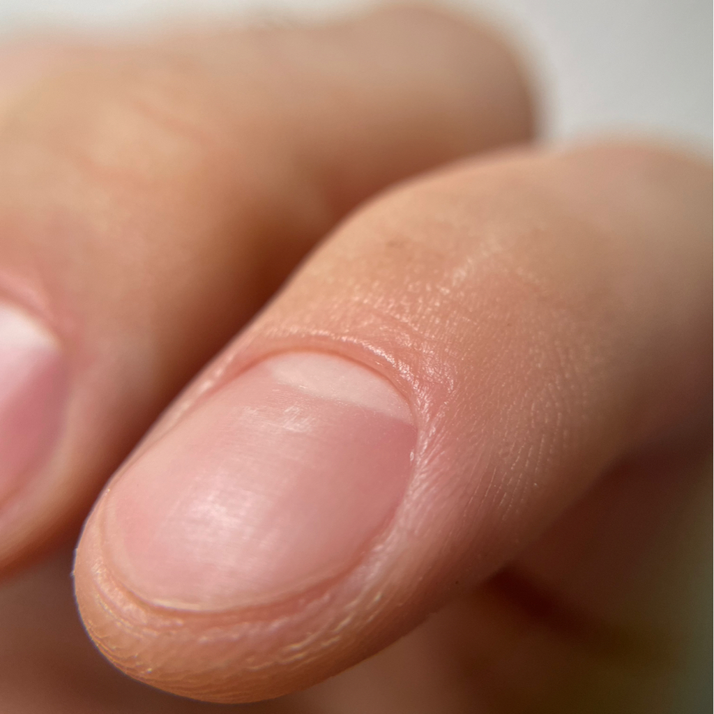 Маникюр без покрытия