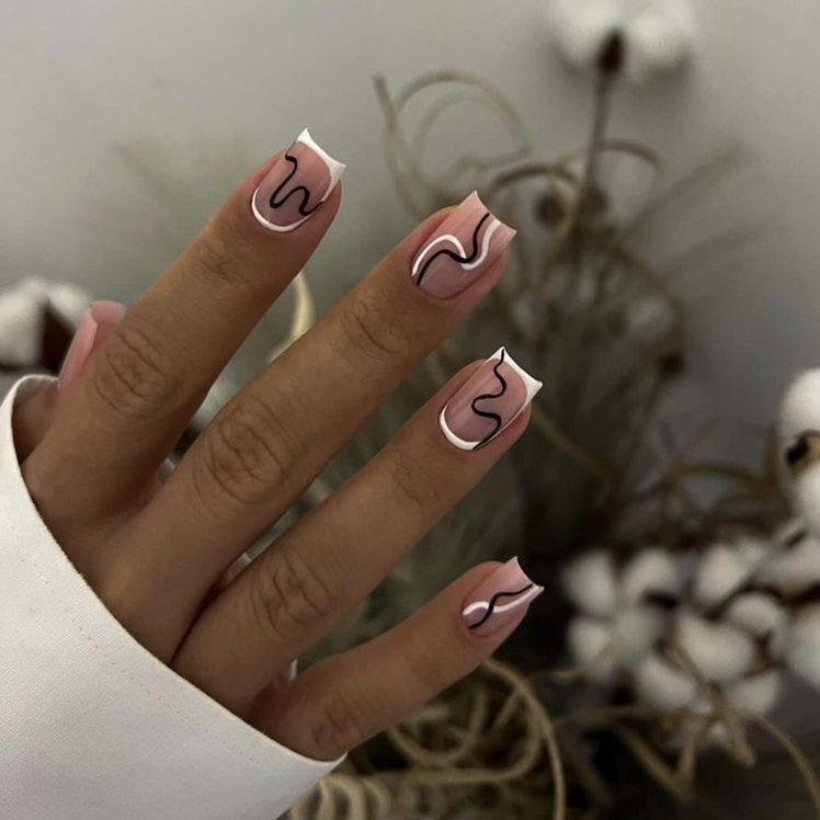 Наращивание ногтей