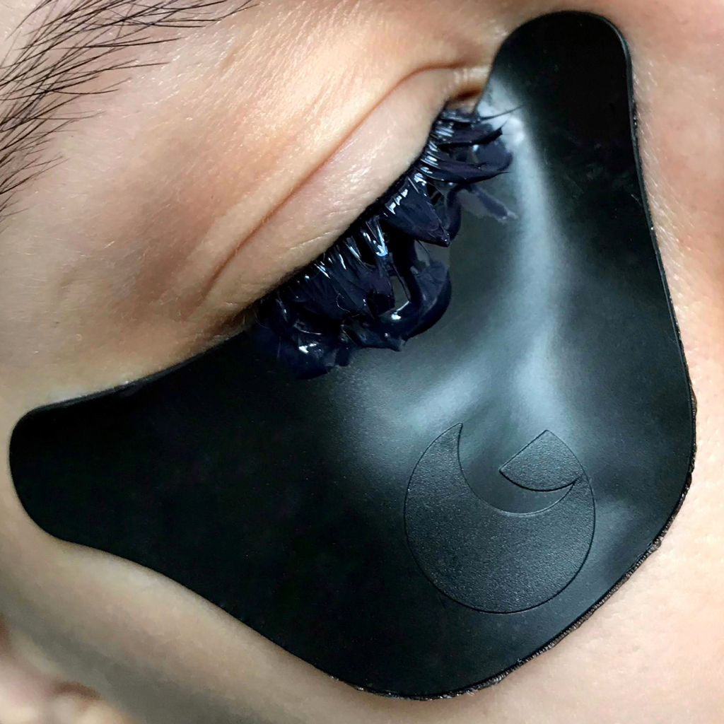 Окрашивание ресниц