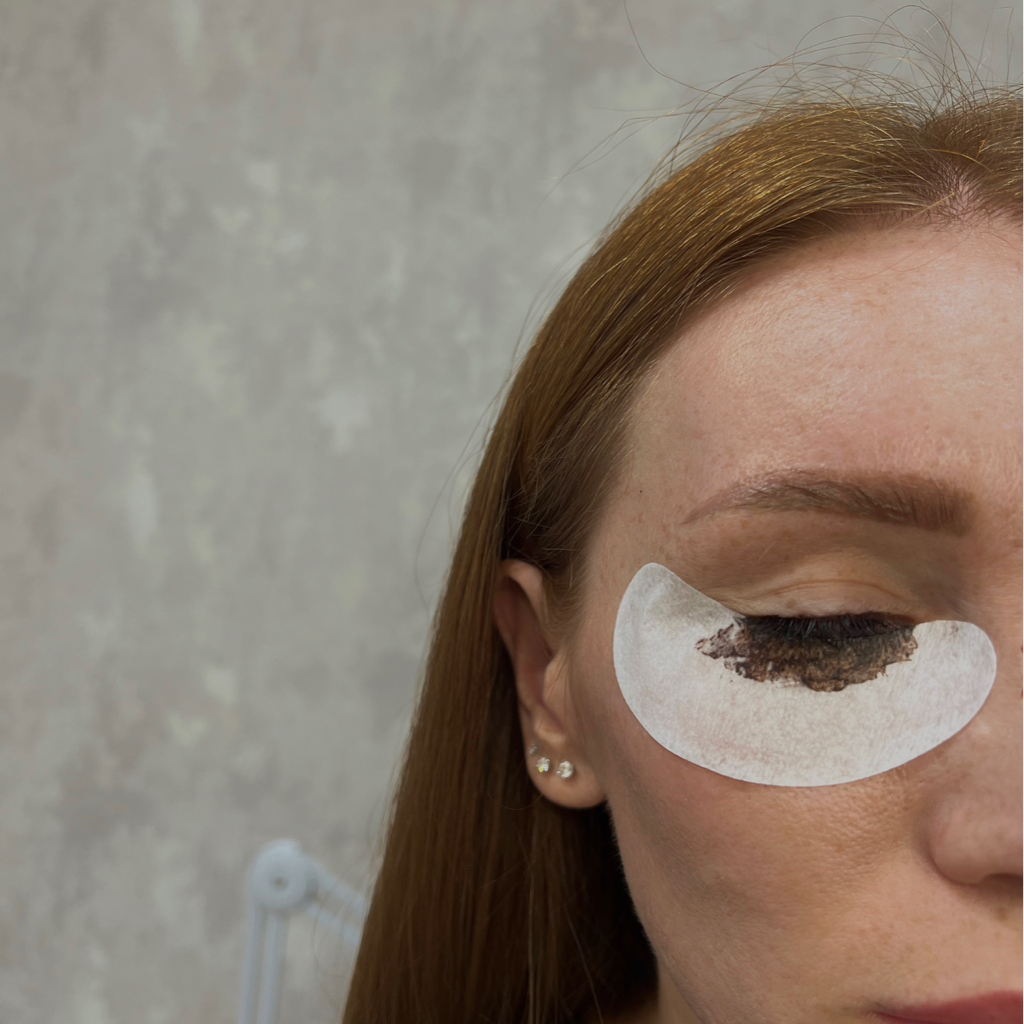 Окрашивание ресниц между ламинированием