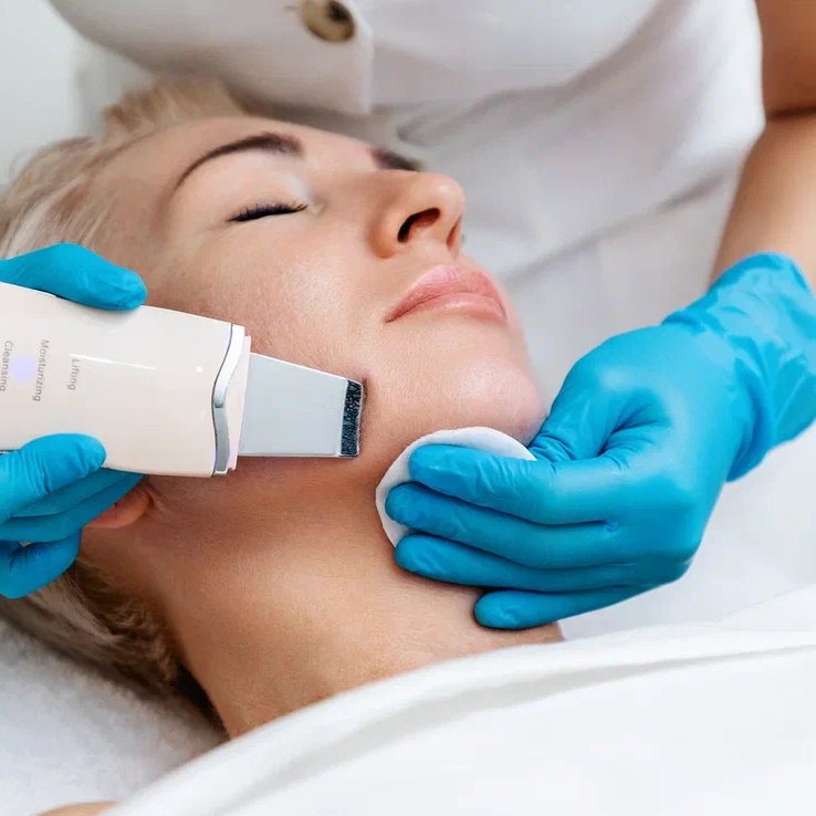 Атравматическая чистка лица