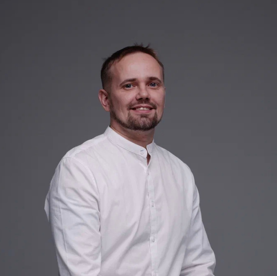 Абрамовских Артур