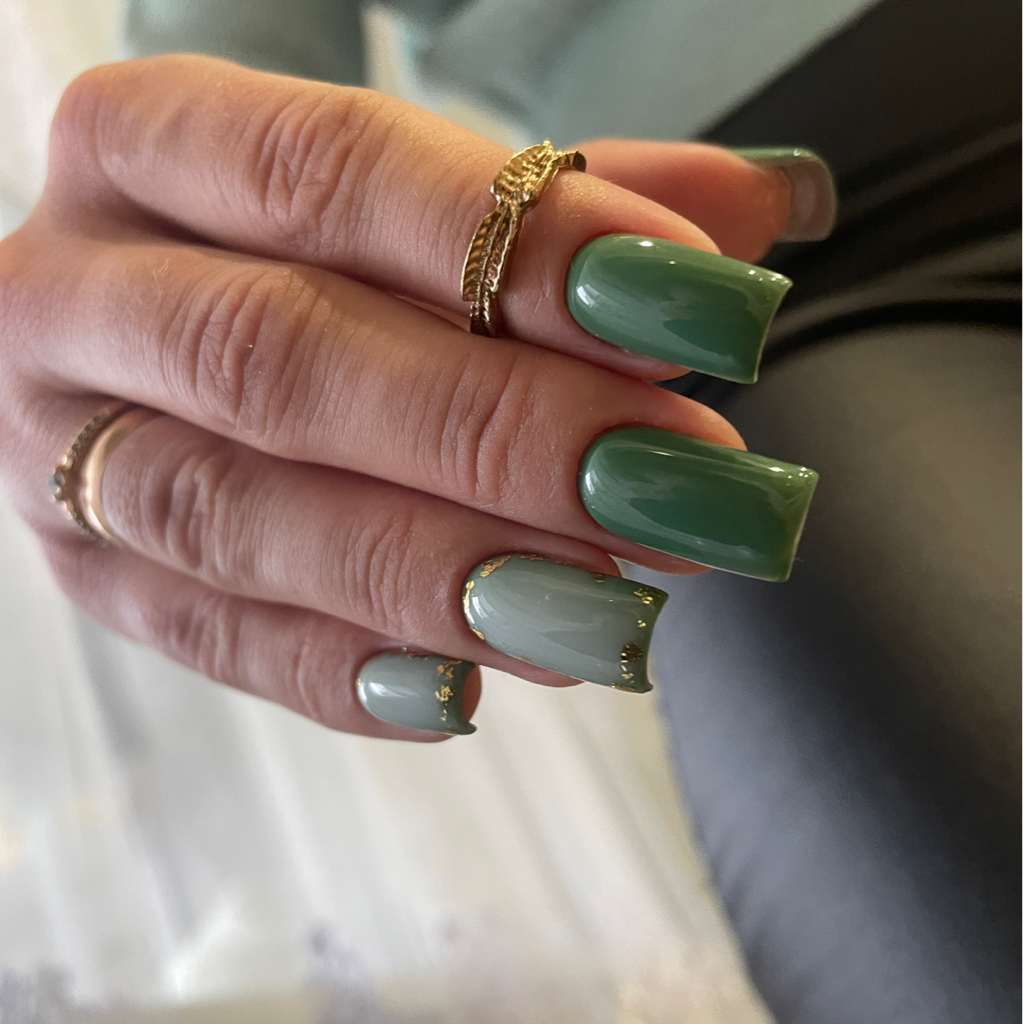 Наращивание ногтей