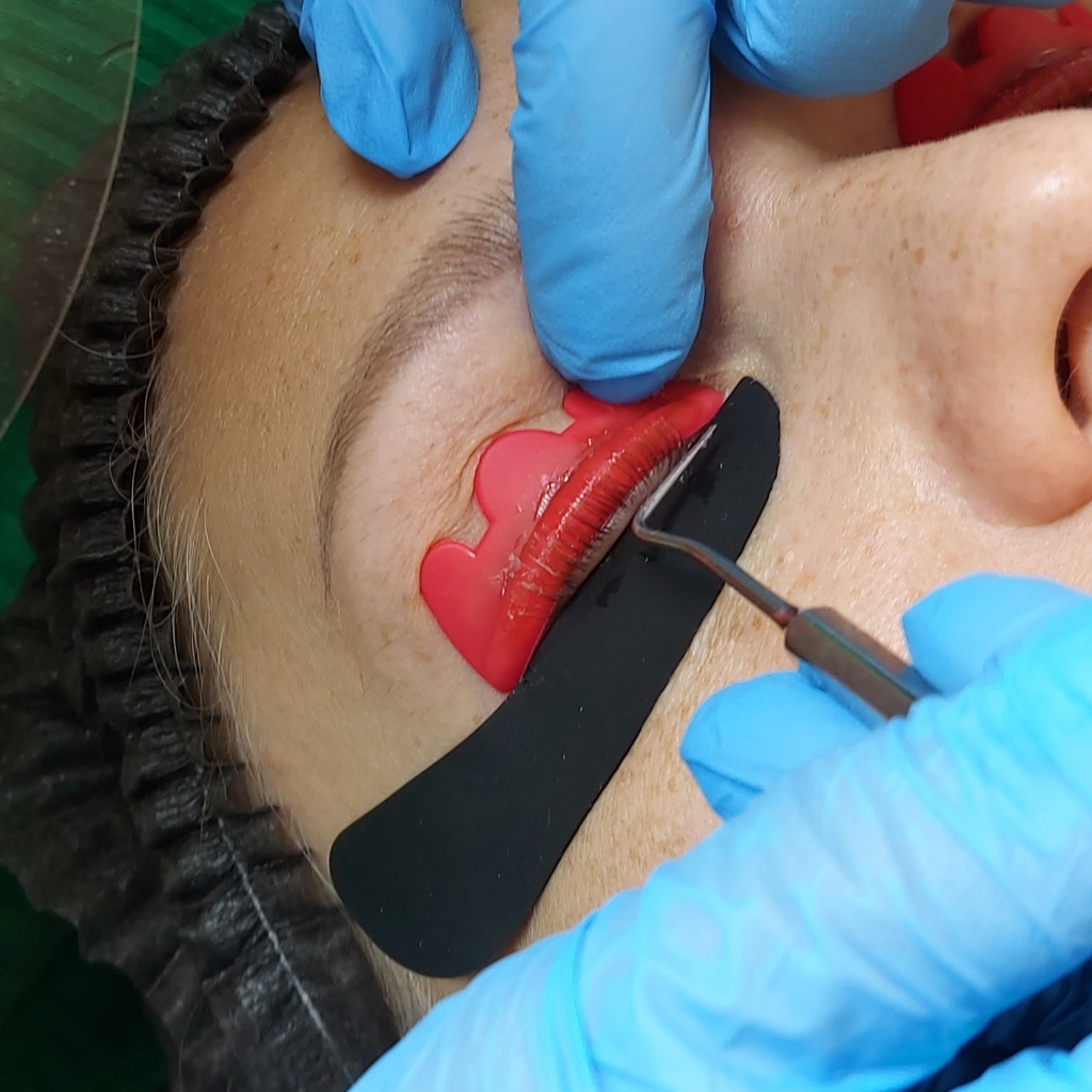 Ламинирование ресниц