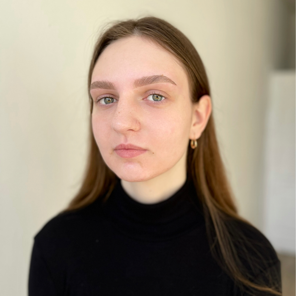 Коррекция + окрашивание бровей