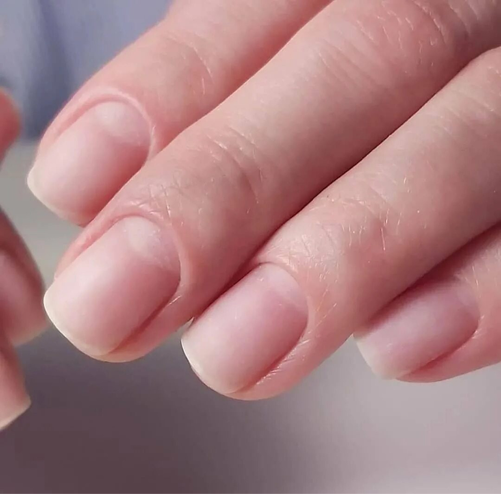 Гигиенический комбинированный маникюр