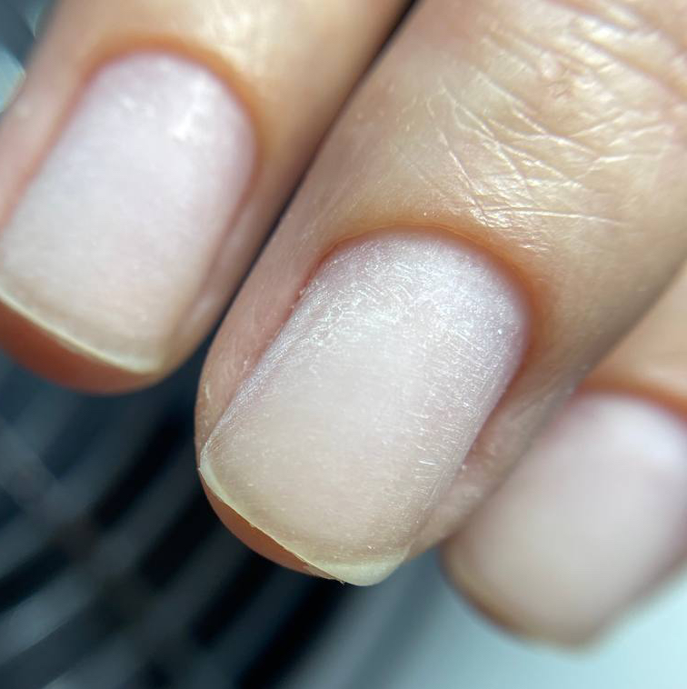 Маникюр без покрытия