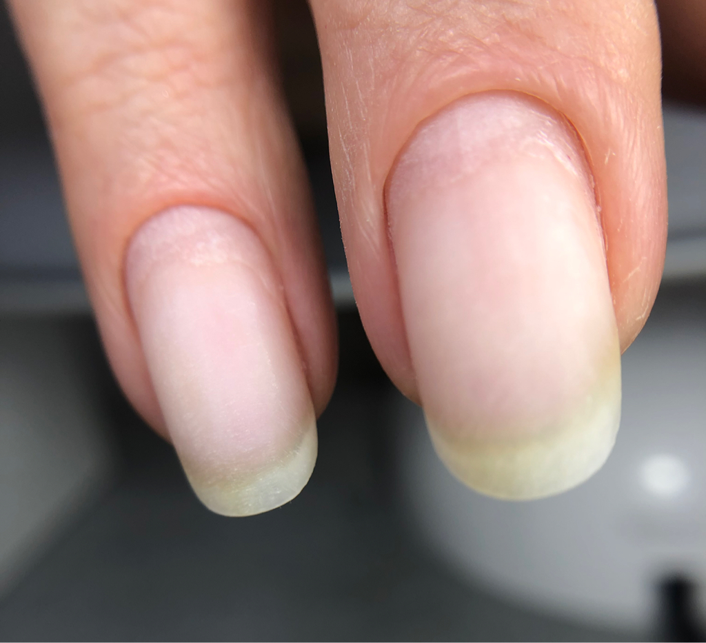 Комбинированный маникюр без покрытия