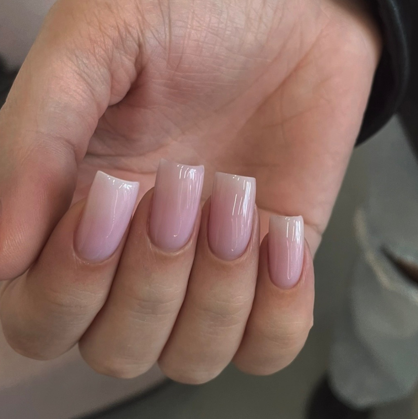 Коррекция наращенных ногтей