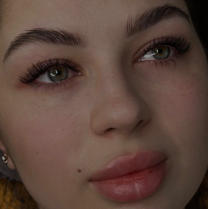 Классическое наращивание ресниц/1,5 /2d