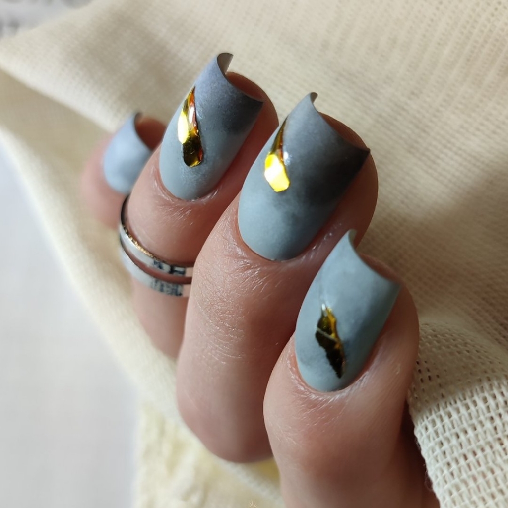 Ремонт ногтя (добавление уголков, длины) 1шт