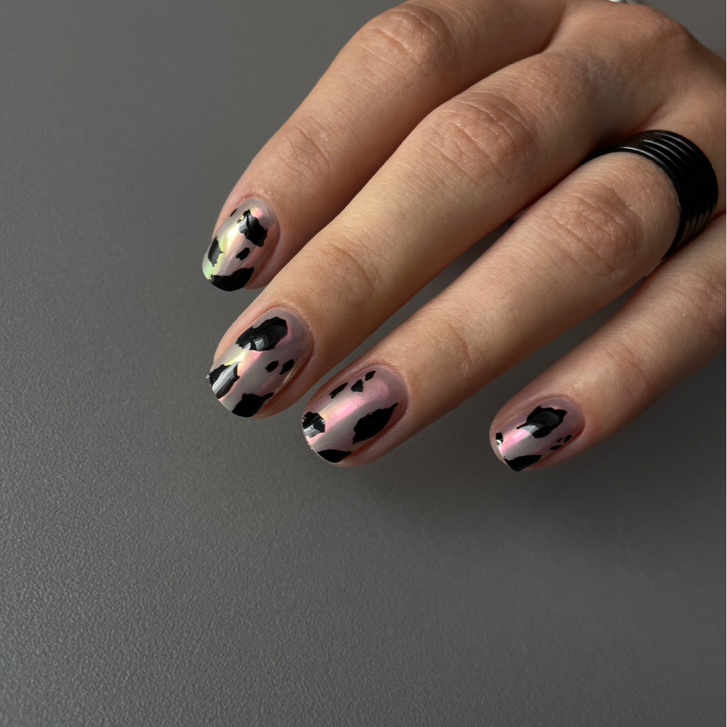 Маникюр + сложная коррекция + сложные дизайны