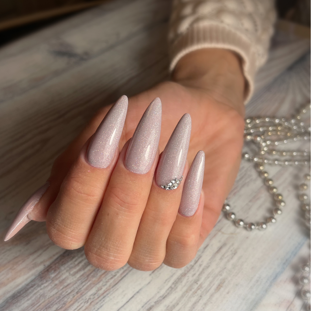 Наращивание ногтей на верхние формы + дизайн