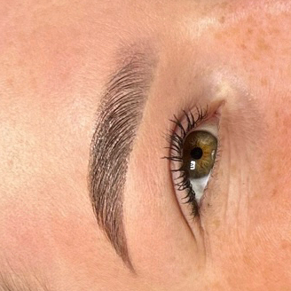 Ламинирование бровей