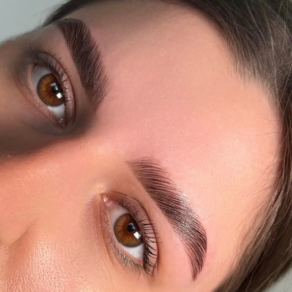 Ламинирование бровей