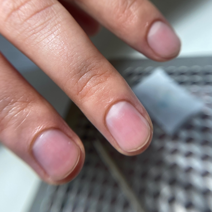 Пилочный маникюр