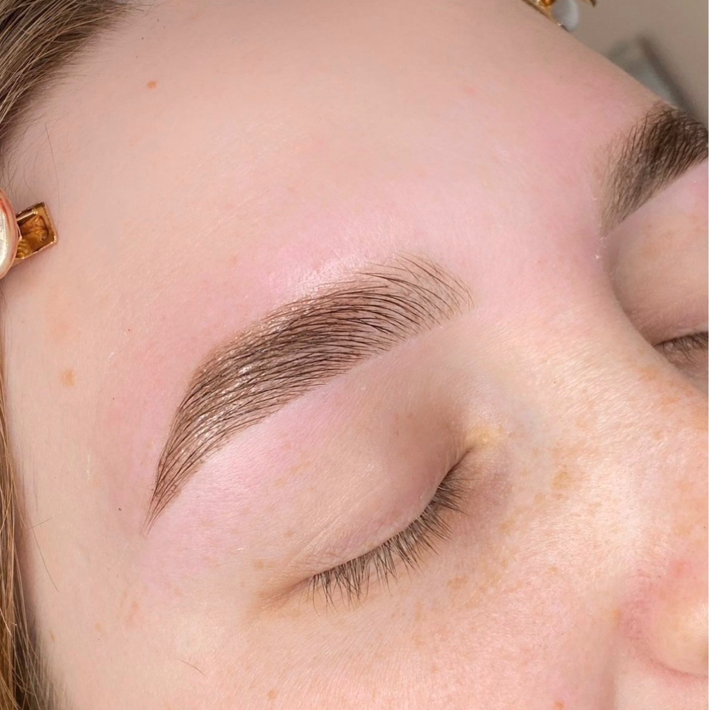 3. Оформление бровей