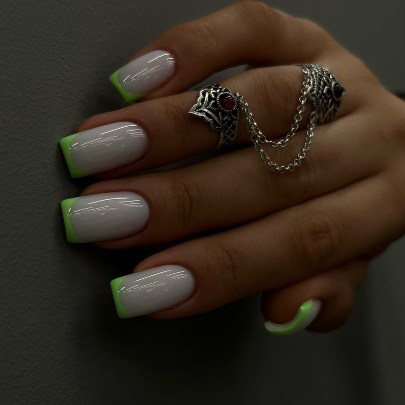 Комбинированный маникюр+покрытие гель-лак(френч) без выстраивания архитектуры и донаращивания