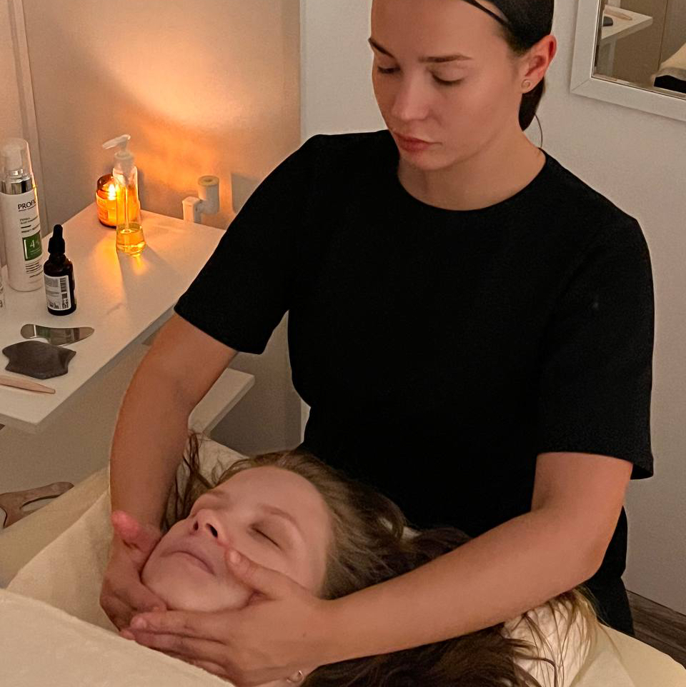 Массаж лица