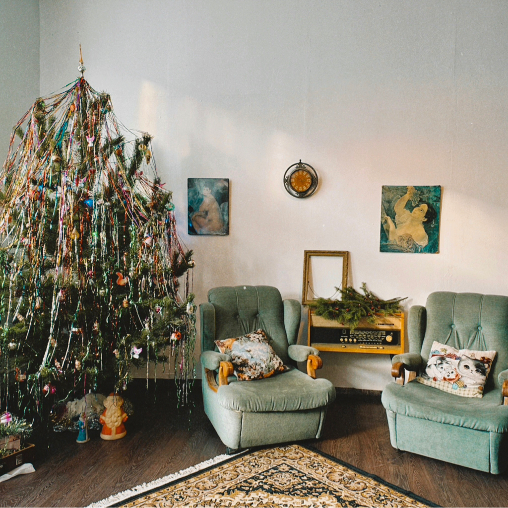 Аренда фотостудии 4 часа и более (свяжитесь со студией после бронирования)