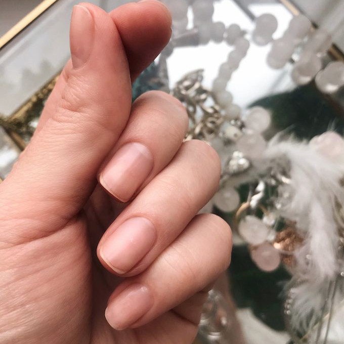 Маникюр "БЕЗ ПОКРЫТИЯ "