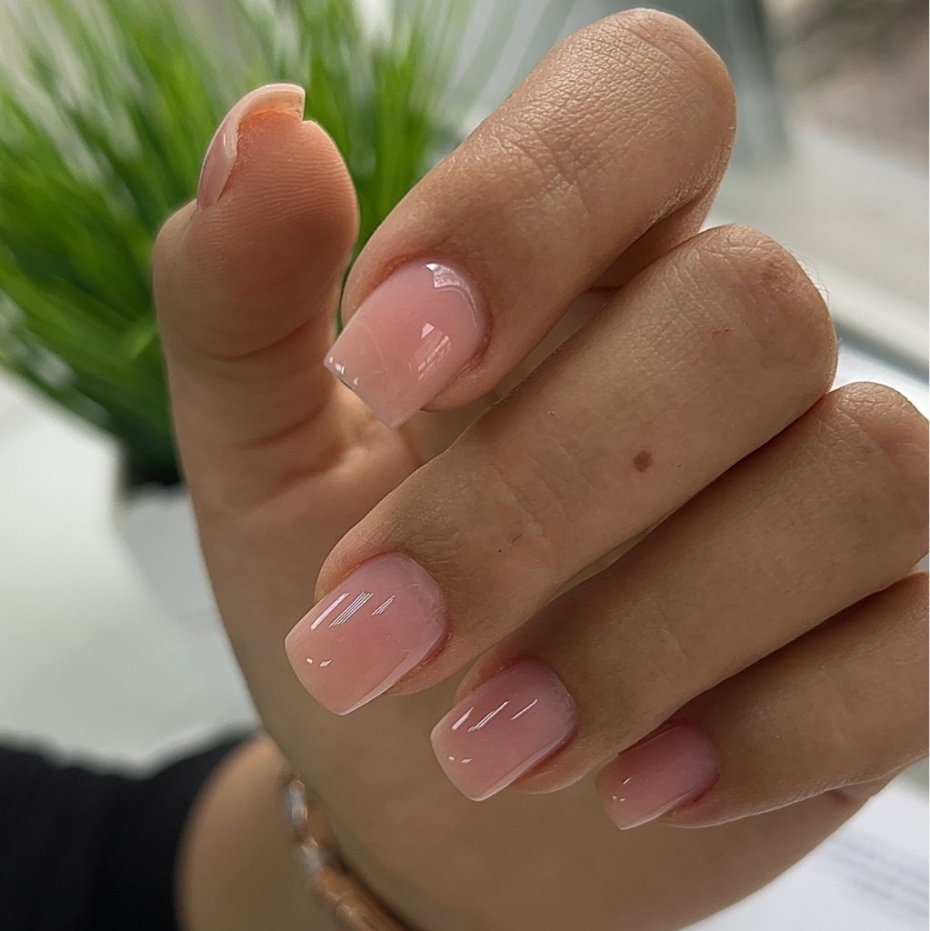 Маникюр гигиенический