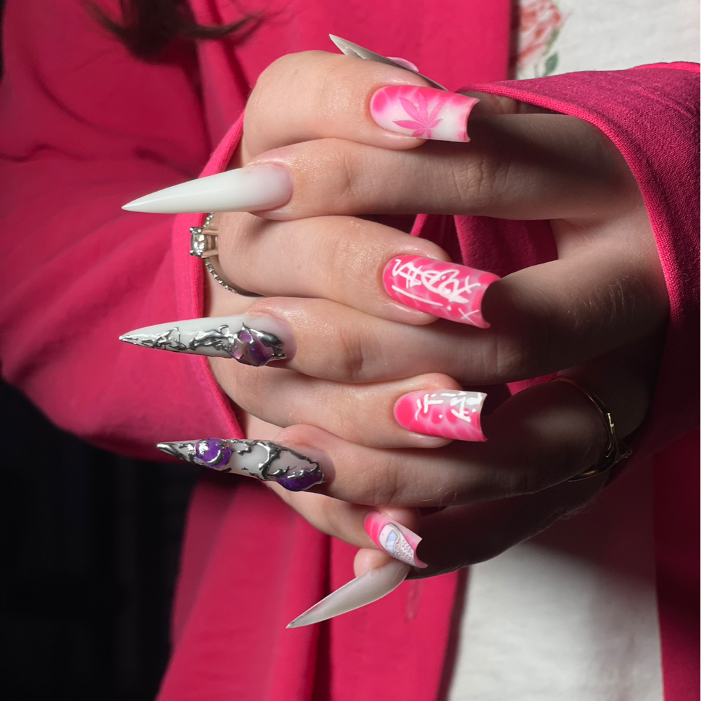 Наращивание ногтей