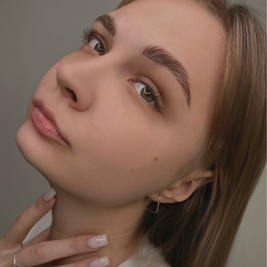 Ламинирование бровей