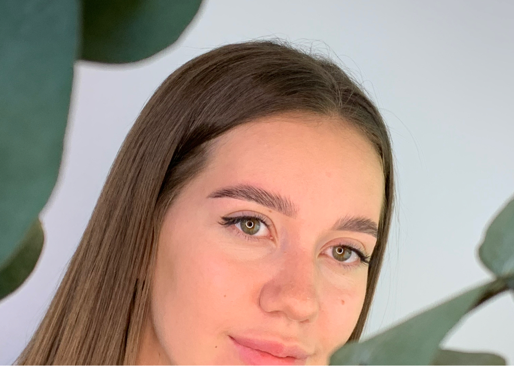 Долговременная укладка бровей