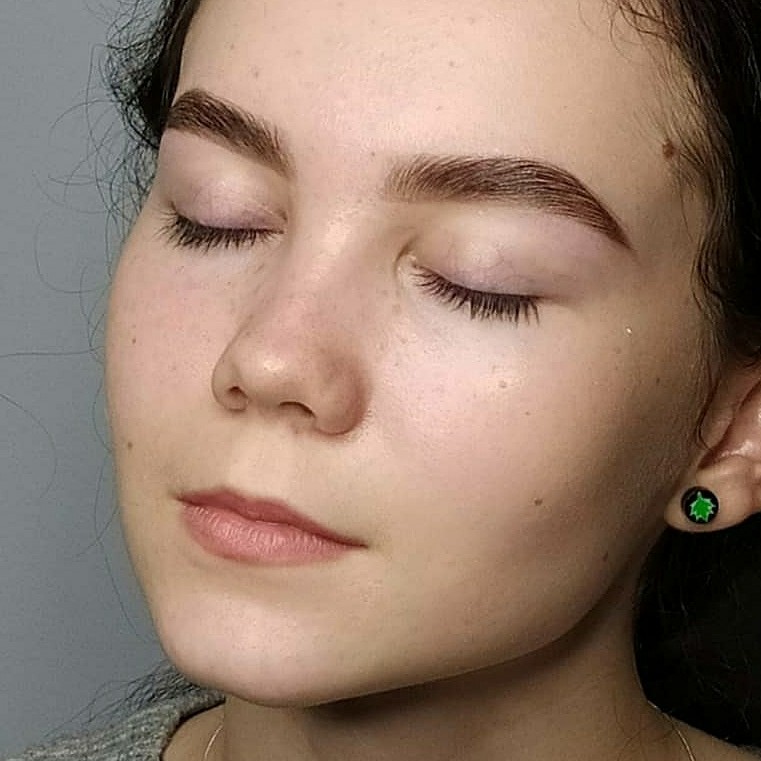 ОКРАШИВАНИЕ РЕСНИЦ