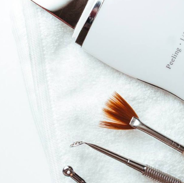 Ультразвуковая чистка лица