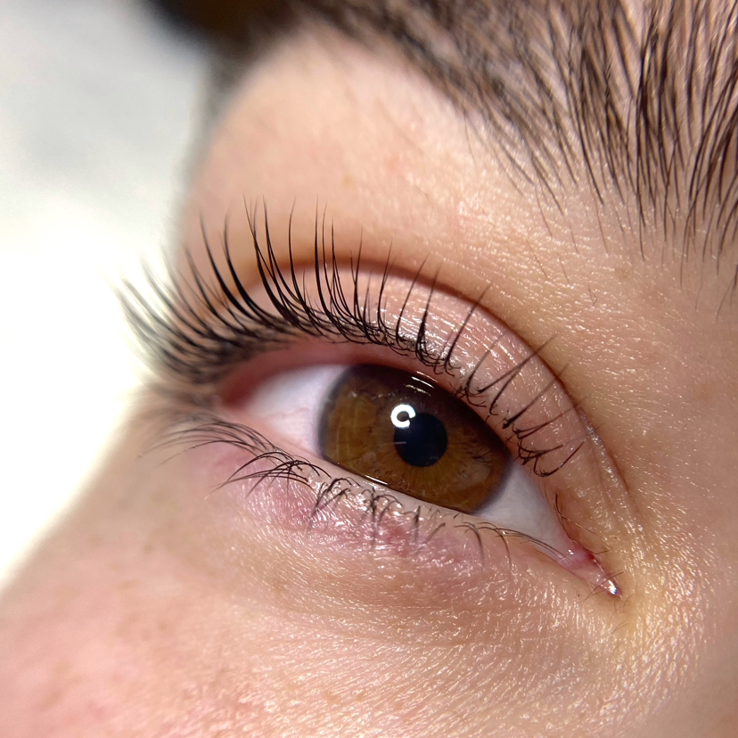 Ламинирование ресниц