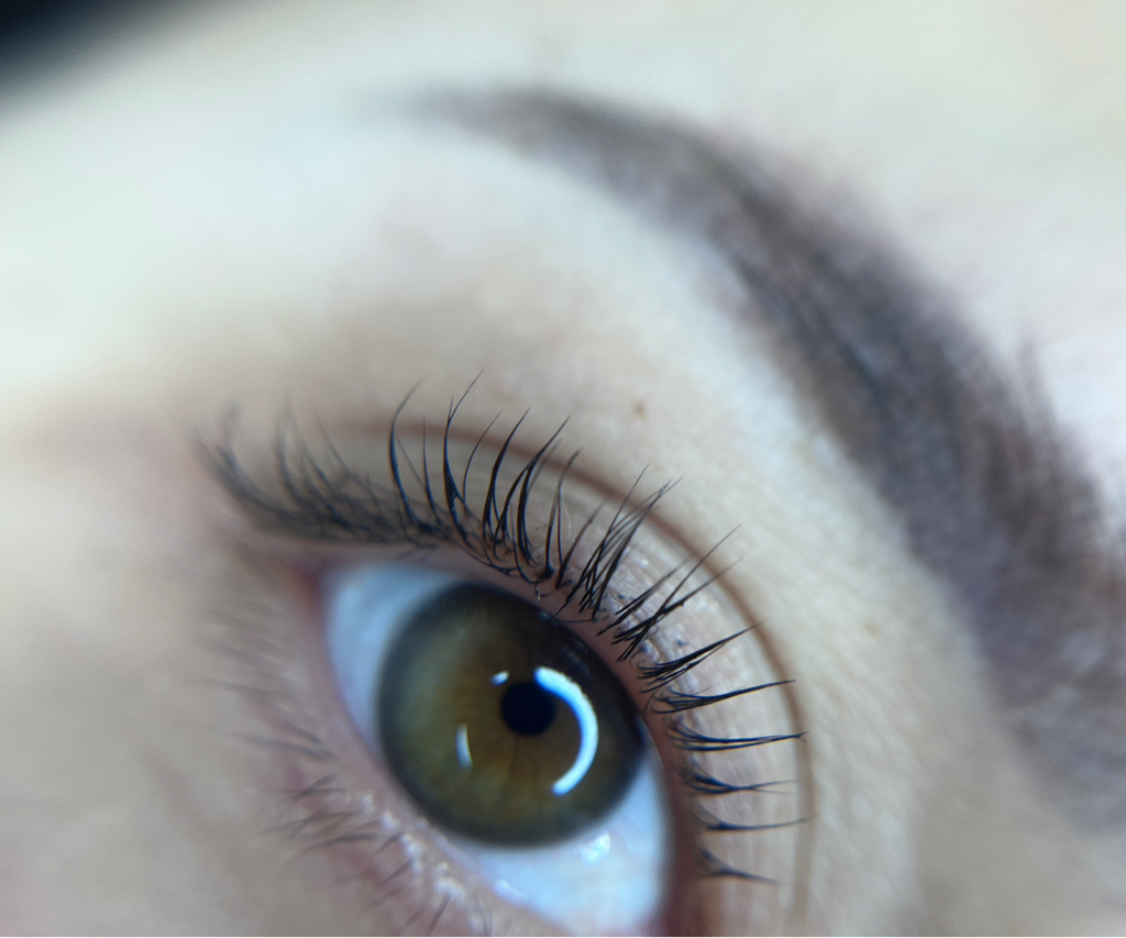 Ламинирование ресниц+  окрашивание + ботокс