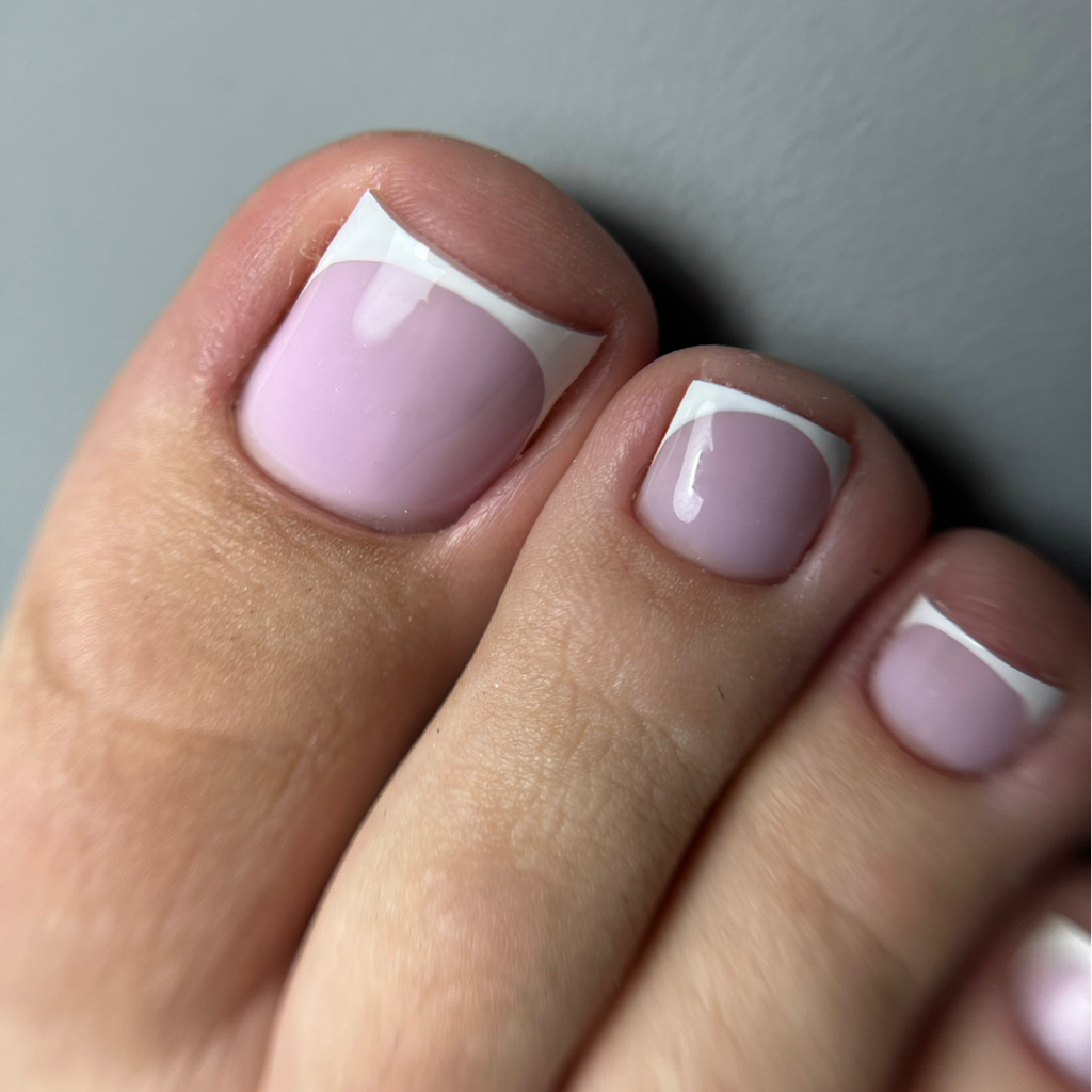 Педикюр с покрытием