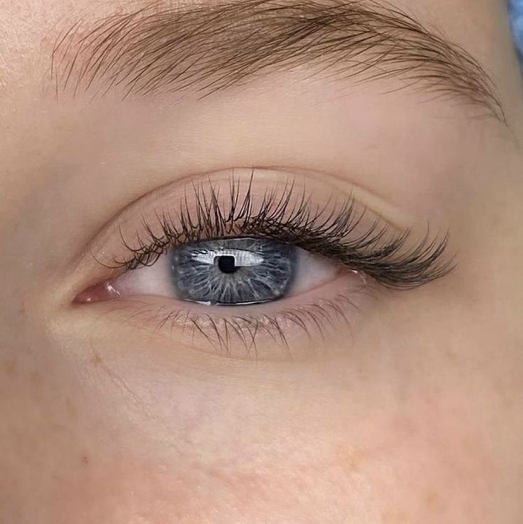 Наращивание ресниц 1,5 д