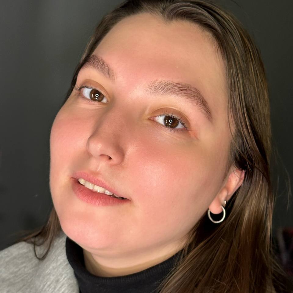 Натуральные брови