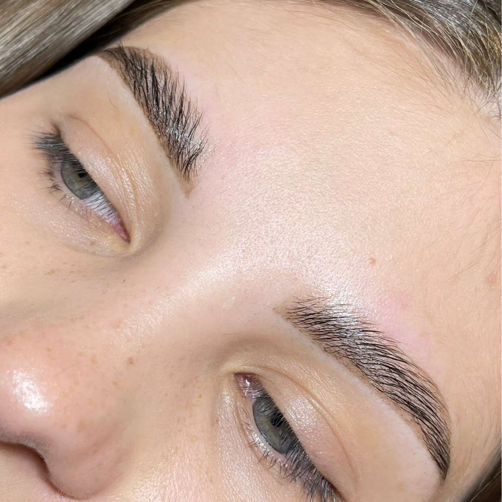 Ламинирование бровей/ долговременная укладка