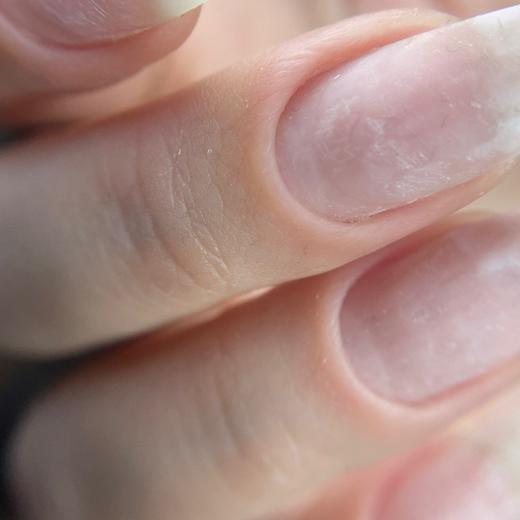 Маникюр без покрытия