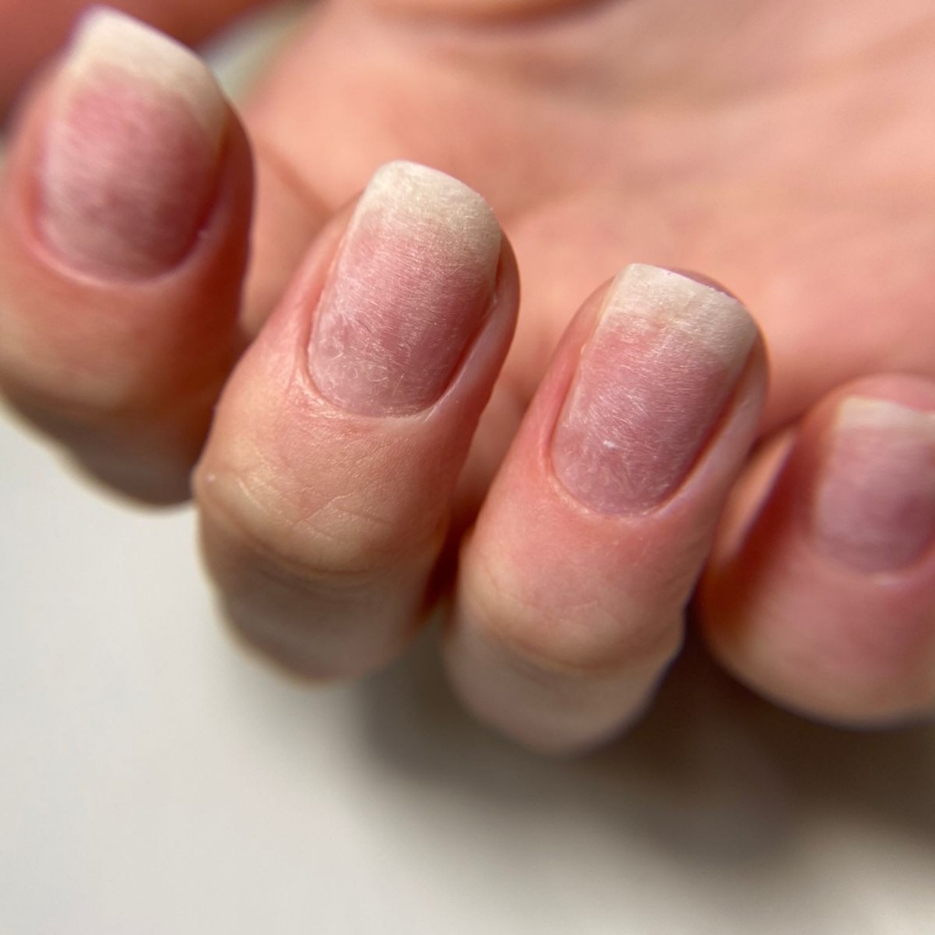 Гигиенический аппаратный маникюр