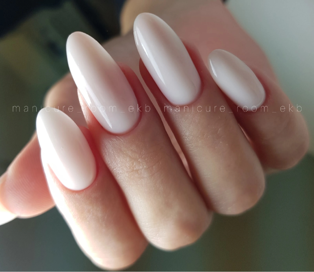 Маникюр+ гель камуфлирующий или база