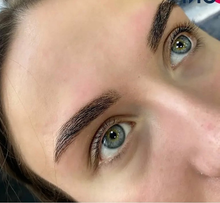 Оформление и окрашивание бровей