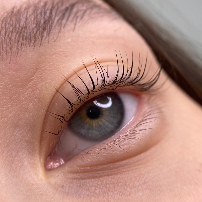 Комплекс: ламинирование ресниц с окрашиванием